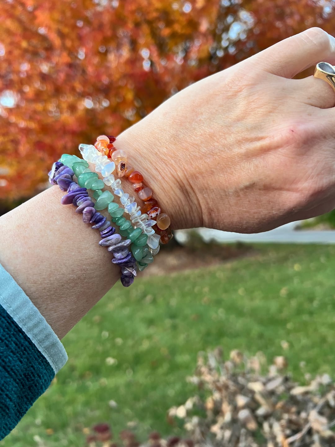 Customer photo review of Carnelian - Crystal chip bracelet