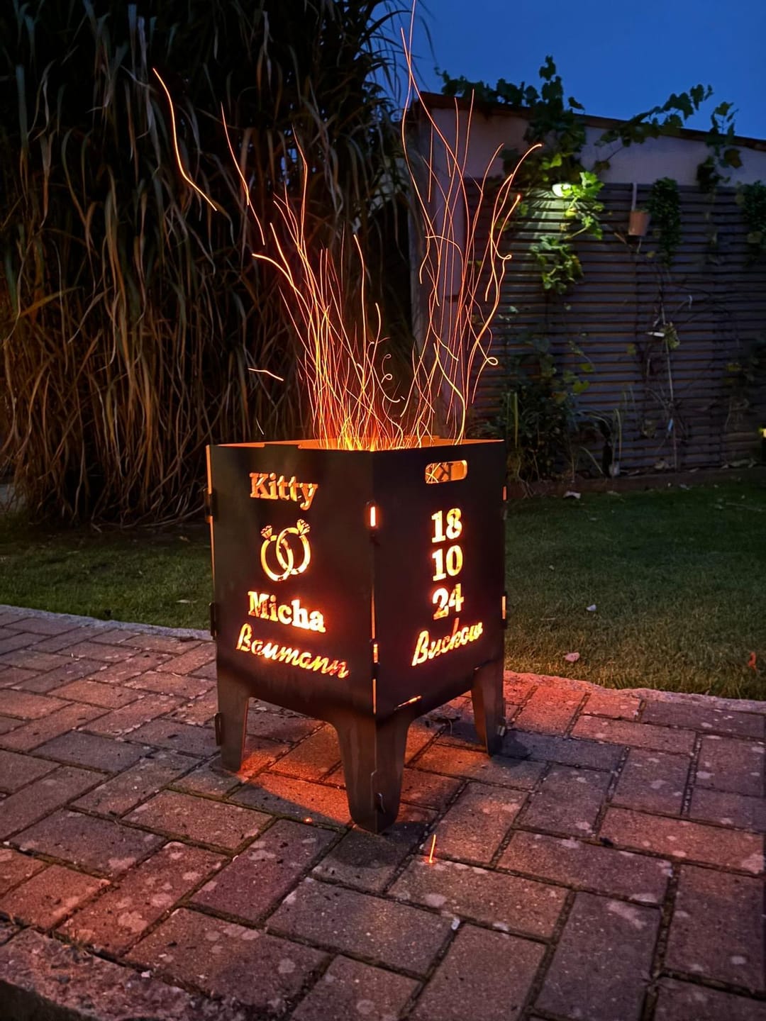 Customer photo review of Feuertonne personalisierbar - Hochzeit - Datum, Ort und Namen