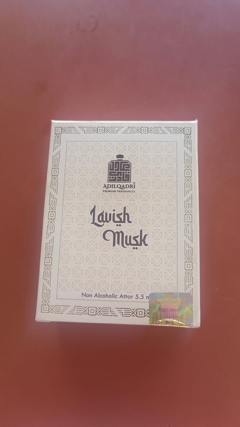 Customer photo review of Lavish Musk Premium Attar Perfume