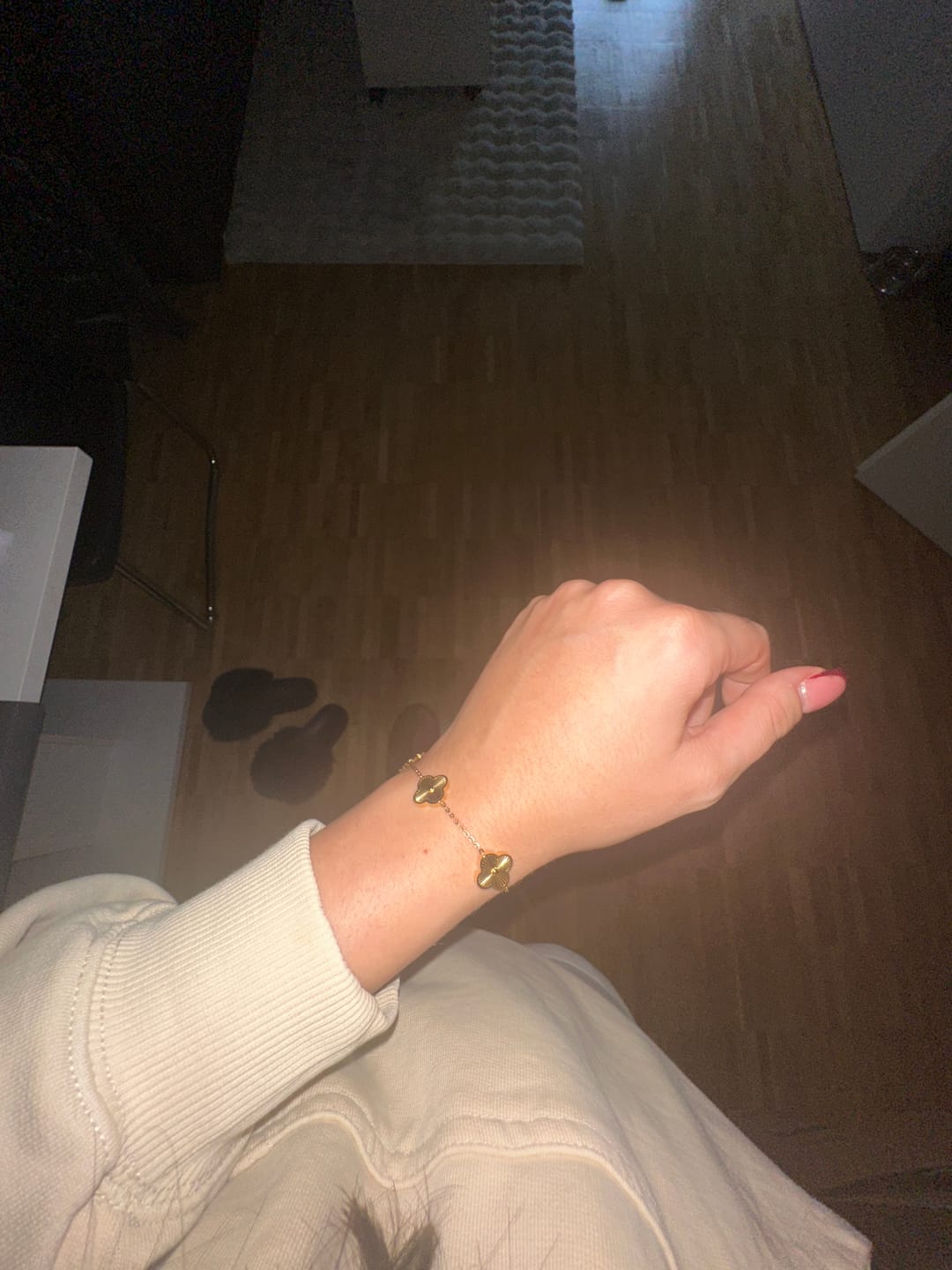 Customer photo review of Shine Clover Armband | 18K vergoldet