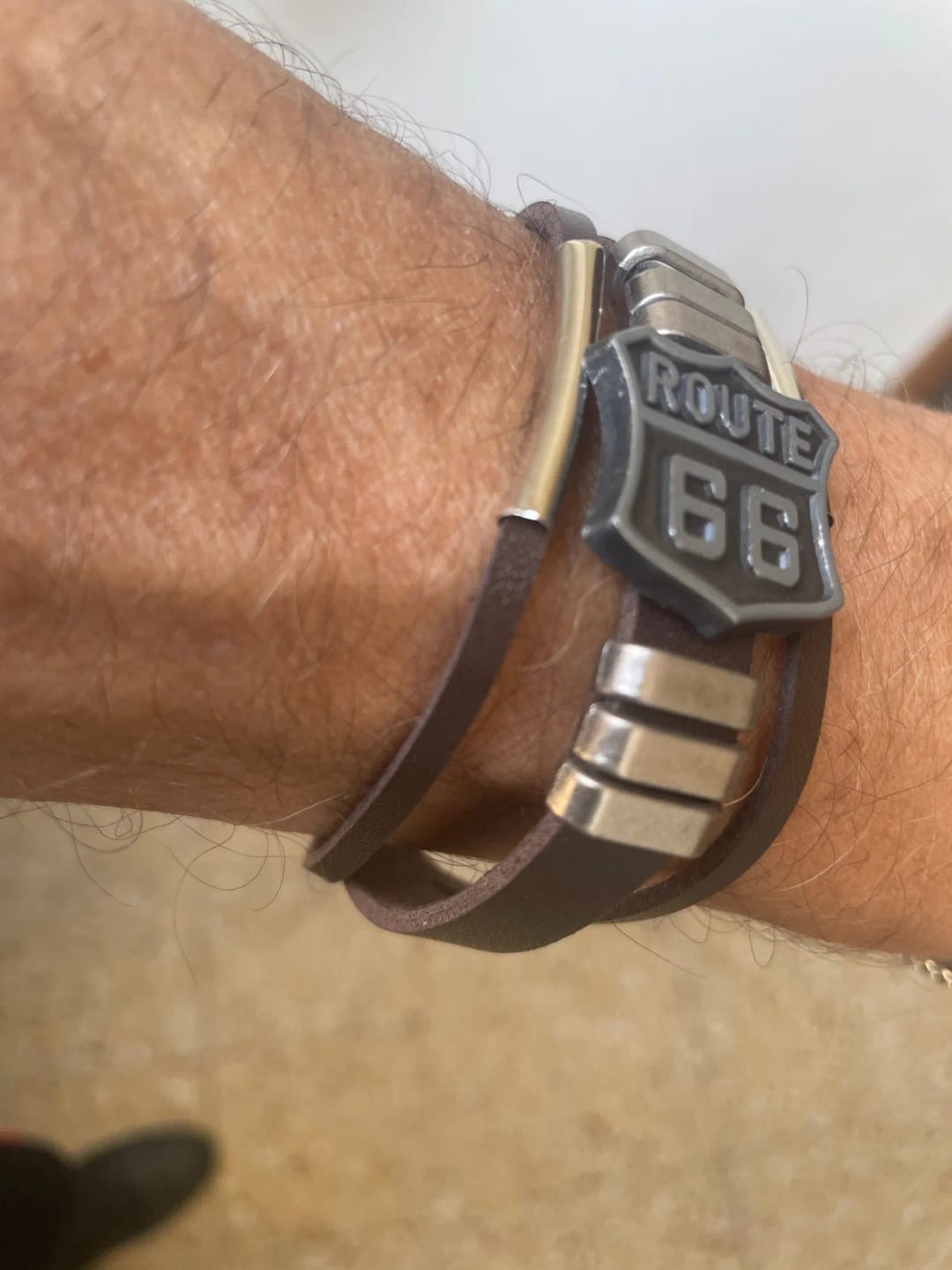 Customer photo review of Bracelet Johnny Hallyday Route 66 - 2 modèles