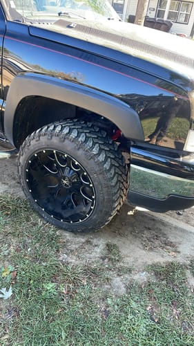 Customer photo review of Upper Control Arm For 1999-2006 Chevy Silverado GMC Sierra 1500 2"-4" Lifted Suspension Lift Kits 2Pcs Red