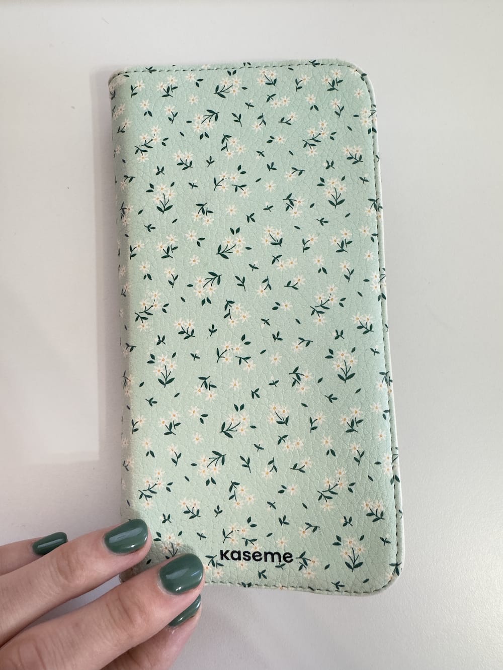 Customer photo review of Bush - Folio Case