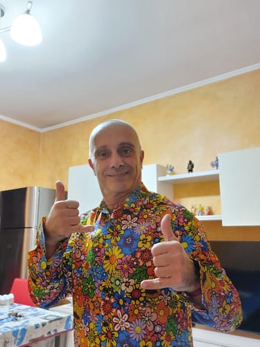 Customer photo review of Chemise boutonnée à manches longues en coton à motif floral coloré vintage des années 70 pour homme