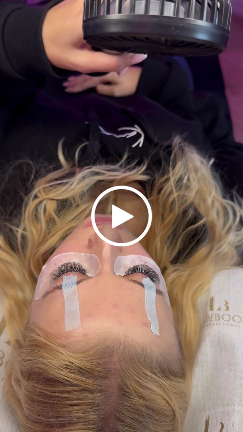 Customer video review of 4D Fertige Wimpernfächer 500 Fans