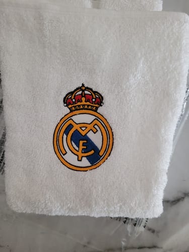 Yasmine G. review of BROTHER Innovis NV880e image 1 out of 1