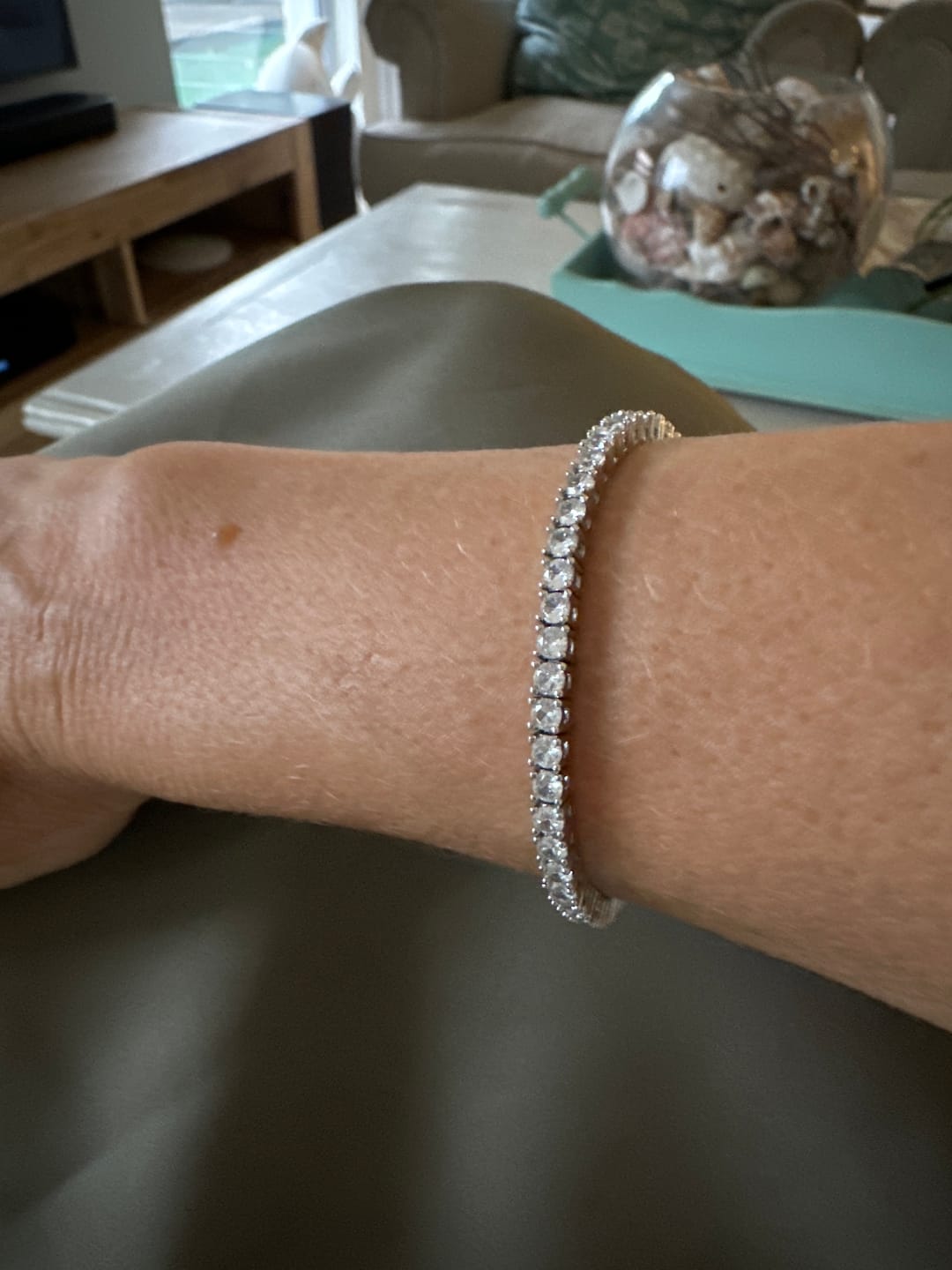 Customer photo review of Luxury Tennis Bracelet I AAA Grade Cubic Zirconia