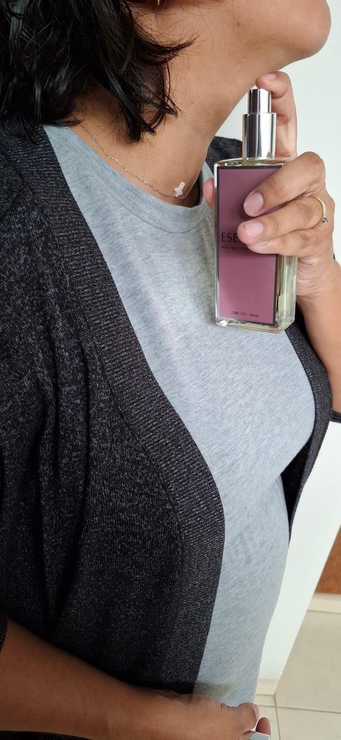 Customer photo review of M047 Inspirado en: 212 Heroes Forever Young - Carolina Herrera