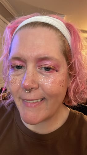 Customer photo review of Rose Gold Stardust Speckles Makeup Patches