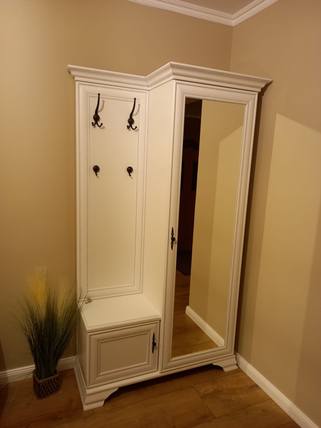 Customer photo review of Mobilier hol IDENTO, alb, PAL, cu oglinda pe partea dreapta, 115x44x198 cm