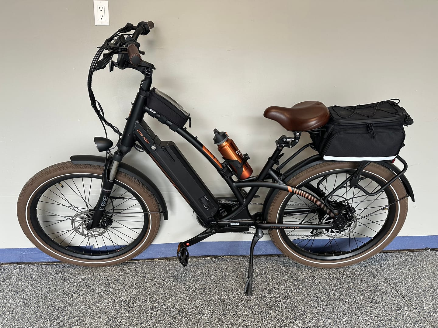 Customer photo review of Big Daddy 2 Expandable Waterproof Bike Rack Bag
