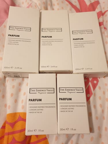 Customer photo review of 3x 100ml Perfume Set + Free 30ml Perfume
