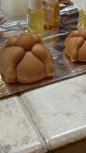 Customer photo review of Molde Pan de Muerto Chico
