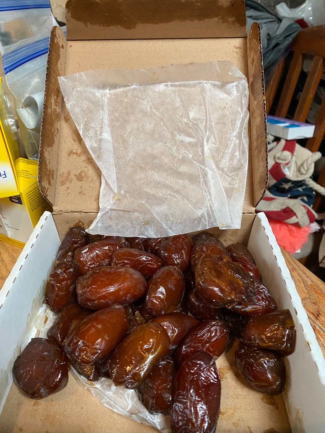 Customer photo review of Organic Rutab Medjool Dates Box