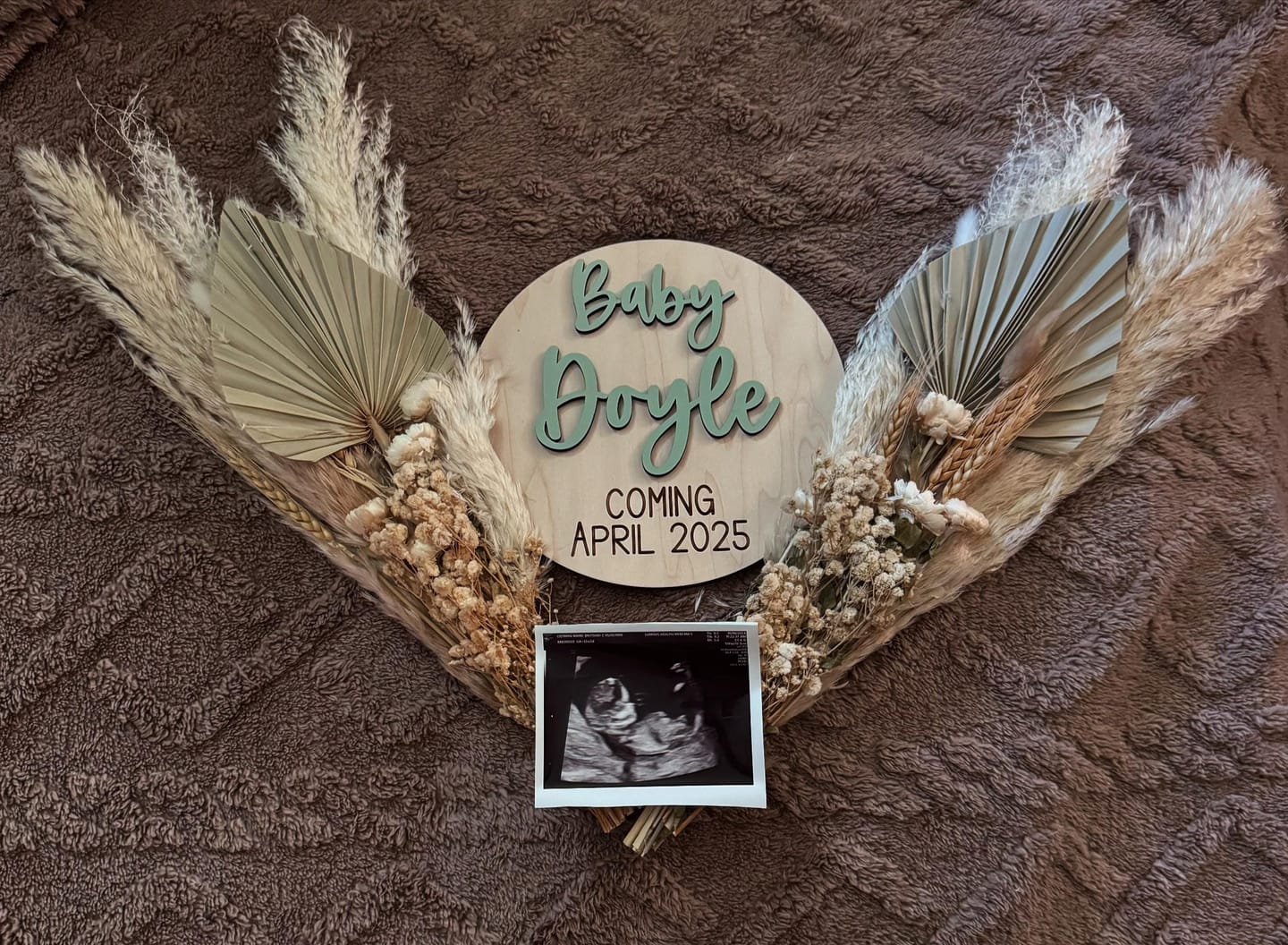Customer photo review of Pregnancy Announcement Sign