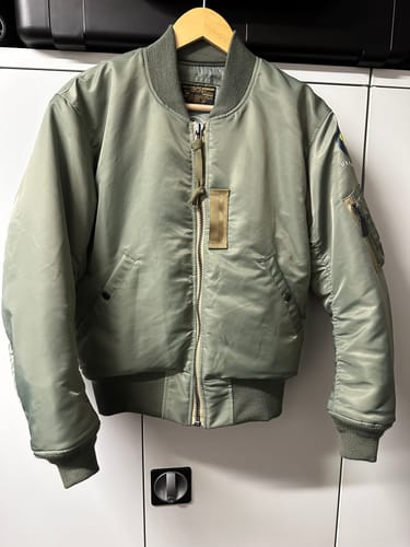 Customer photo review of 1950s USAF Type MA-1 Flight Jacket