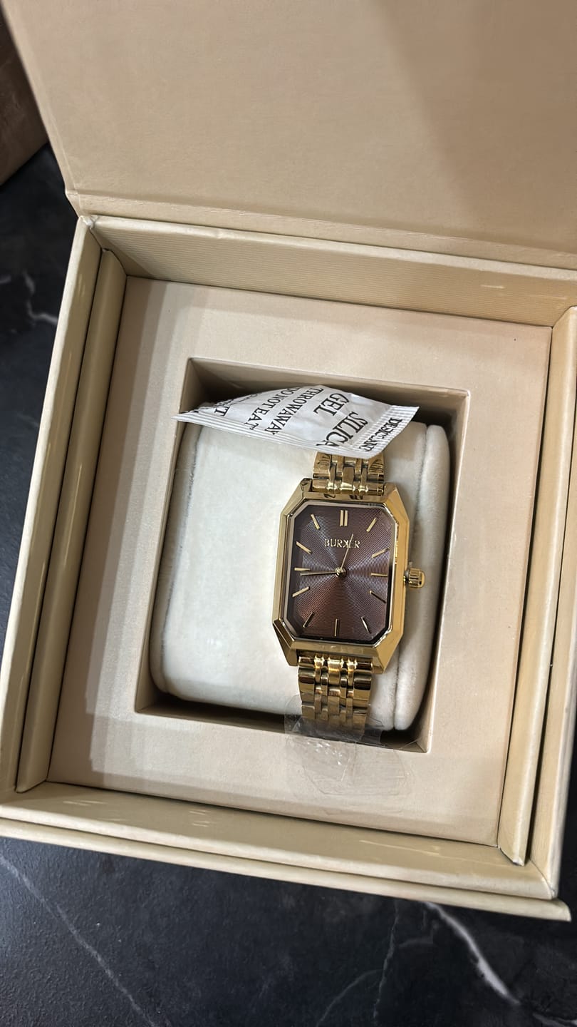 Customer photo review of Ruby Petite Gold Black