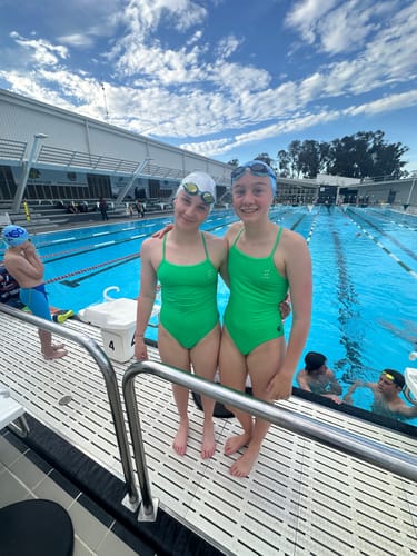 Customer photo review of Santorini 1pc - Bold Logo