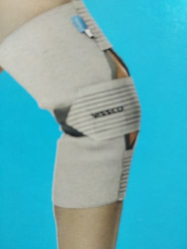 Customer photo review of Functional Knee Support | Provides moderate support & stability to the Knee | Color - Black (Single Piece)