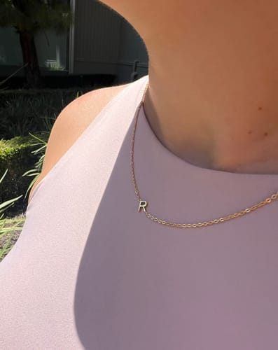 Customer photo review of Κολιέ με γράμμα στο πλάι