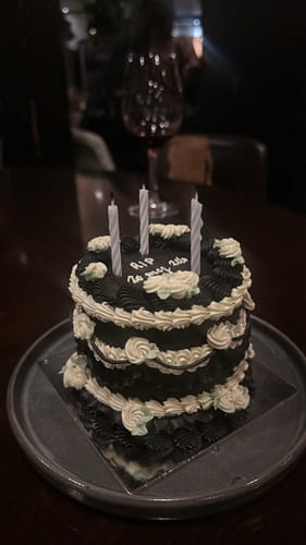 Customer photo review of mia mini cake