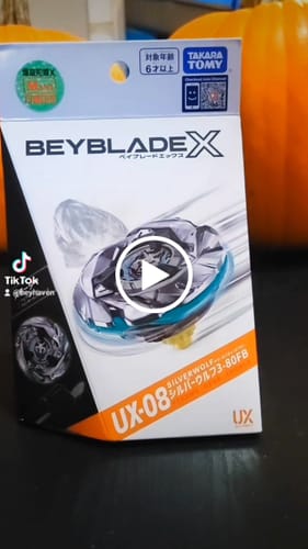 Customer video review of Takara tomy Beyblade X UX-08 Silver Wolf 3-80FB Starter