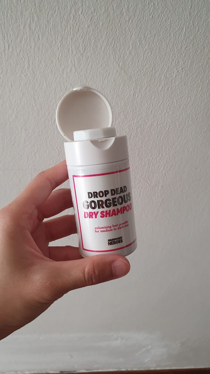 Customer photo review of Drop Dead Gorgeous Dry Shampoo Kit