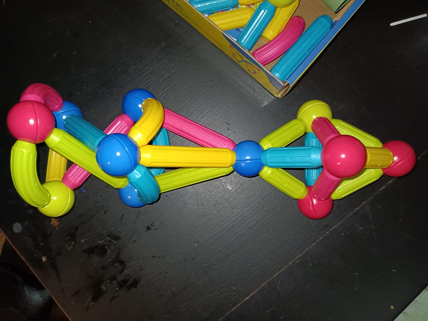 Customer photo review of ערכת מגנטים קינטית להתפתחות ויצירה