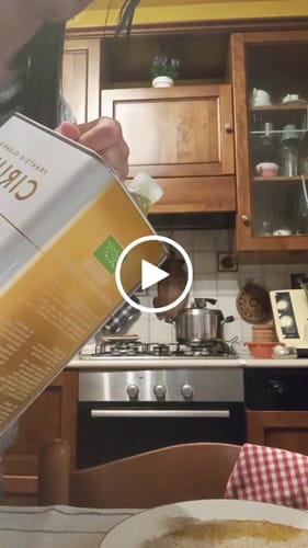 Customer video review of 2 lattine di olio extravergine Biologico • 2 X 5 Litri