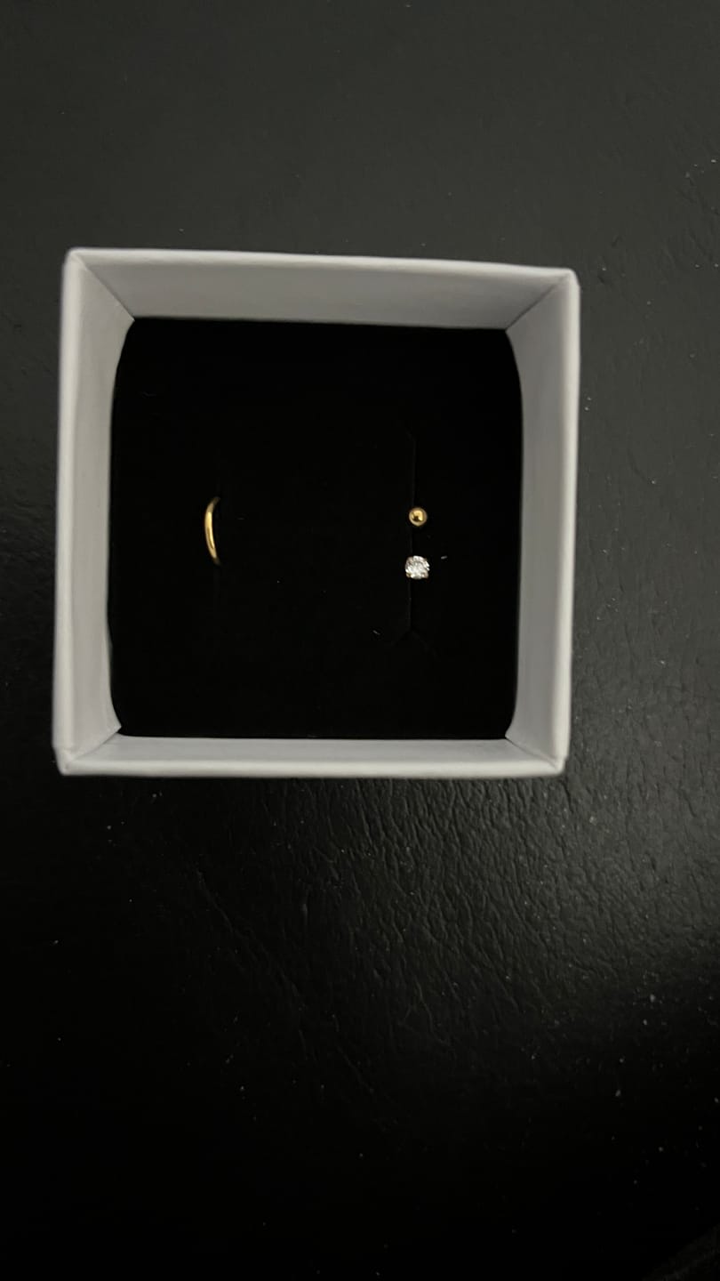 Customer photo review of Piercing au nez Anne