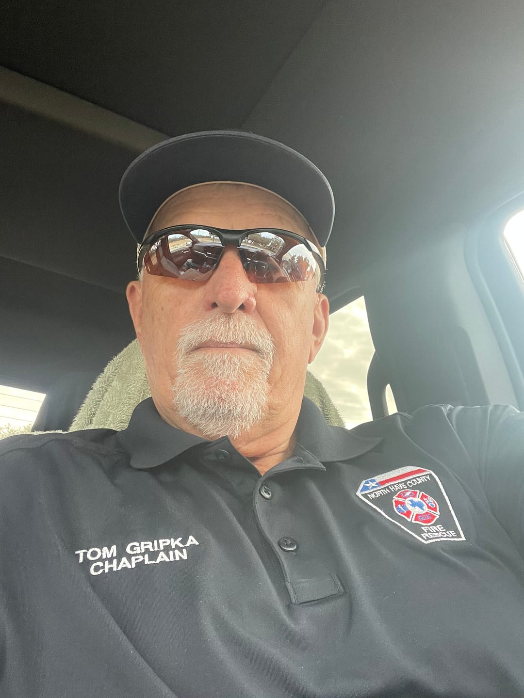 Customer photo review of Cadence Lightweight Wrap Sunglasses