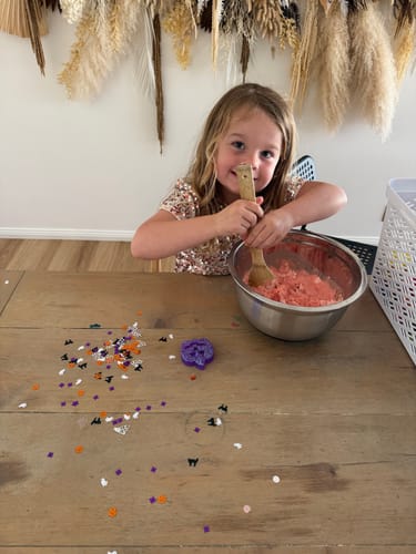 Customer photo review of Limited Edition Spooky Wonder Dough 🎃👻