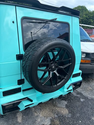 Customer photo review of Mercedes Benz G Class "G-Wagon" Spare Tire Carrier 1990 - 2022