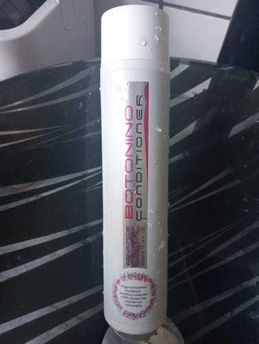 Customer photo review of Botonino Advance Anti Frizz Hair Conditioner 300ml