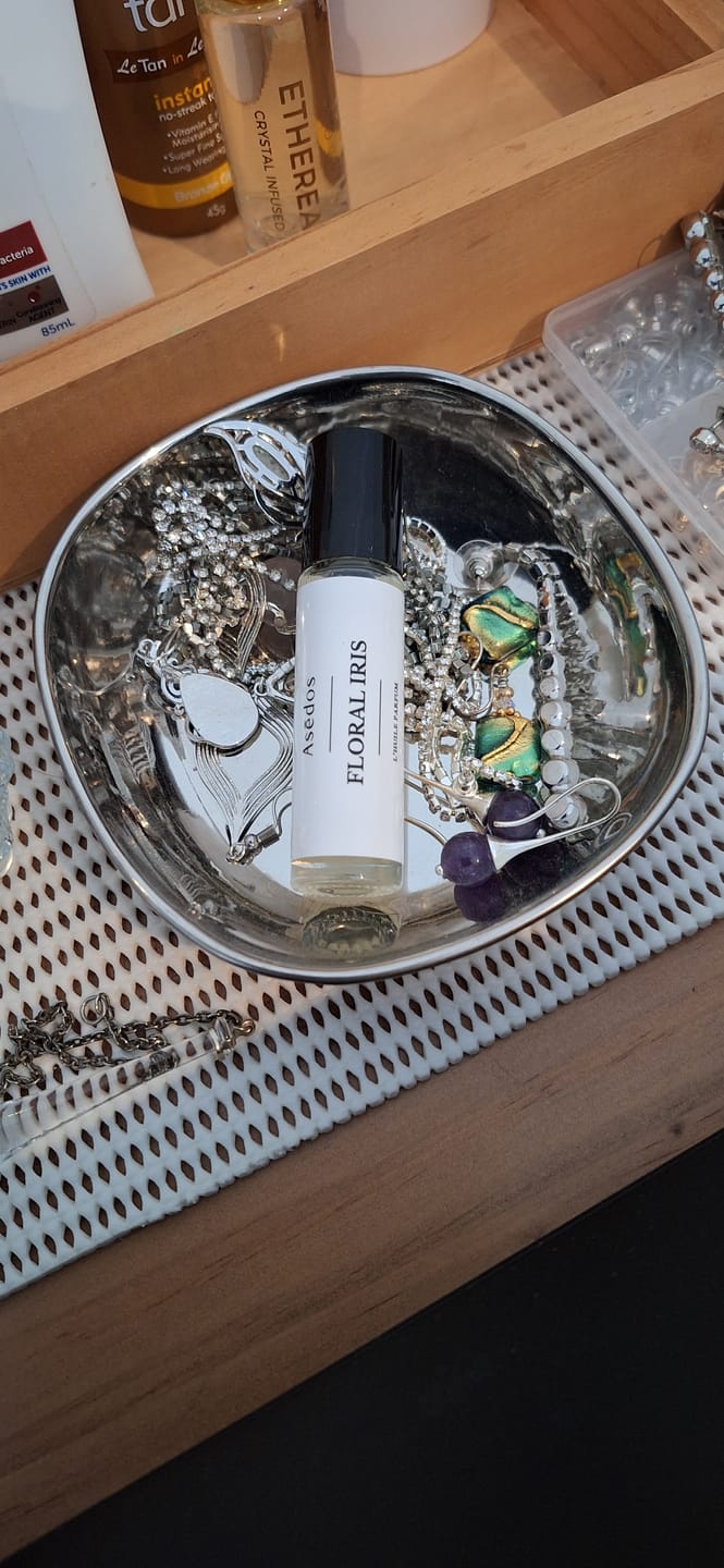 Customer photo review of FLORAL IRIS PERFUME OIL