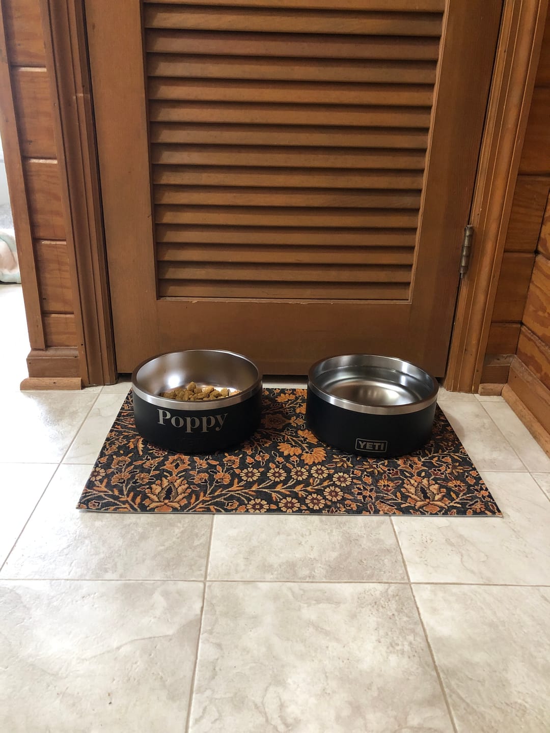 Customer photo review of Dog Bowl Mat, Nonslip, Machine Washable - Irene