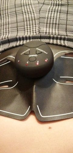 Customer photo review of Elettrostimolatore muscolare e addominale