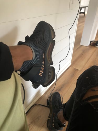Customer photo review of Men's Black Psalm 23s
