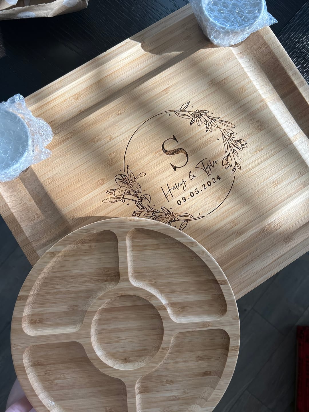 Customer photo review of Personalised Pull-Out Three-Drawer Cheese Board & Knife Tools Set with Fruit Tray