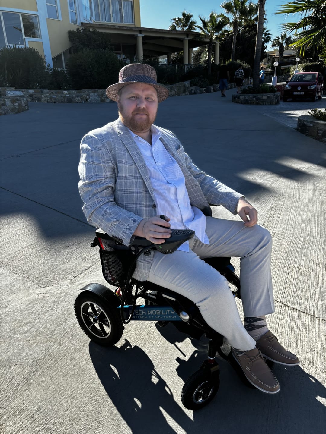 Customer photo review of Folding Lightweight Powerchair | Wide-Seat Freedom Pro ST