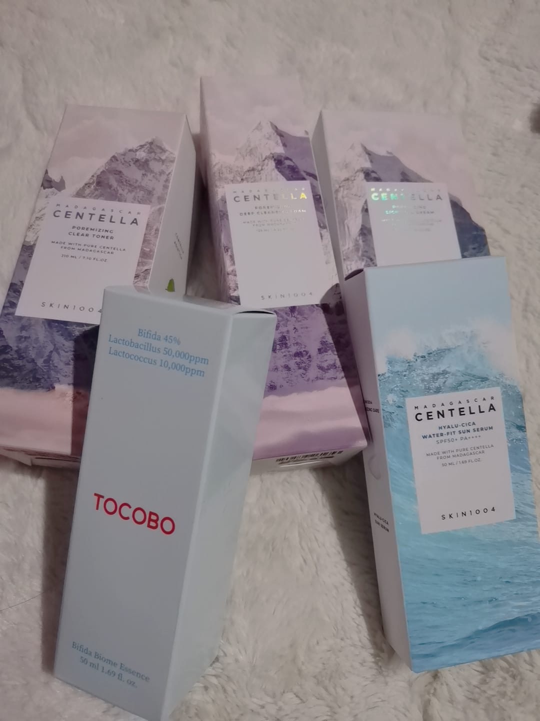 Customer photo review of SKIN1004 - Madagascar Centella Hyalu-Cica Water-Fit Sun Serum 50 ML | Protector Solar en Suero