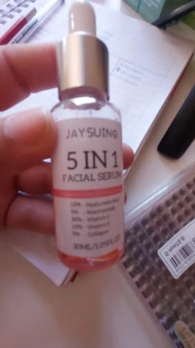 Customer photo review of JaySuing Mist: 5 In 1 Vitamin C Hyaluronic Acid Facial Serum for Skin Care