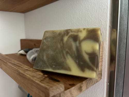 Customer photo review of 15% Herbal-Love Haarseife (Haarwachstum & Haarglanz)