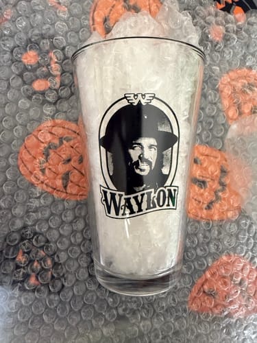 Customer photo review of Waylon Jennings Portrait Pint Glass