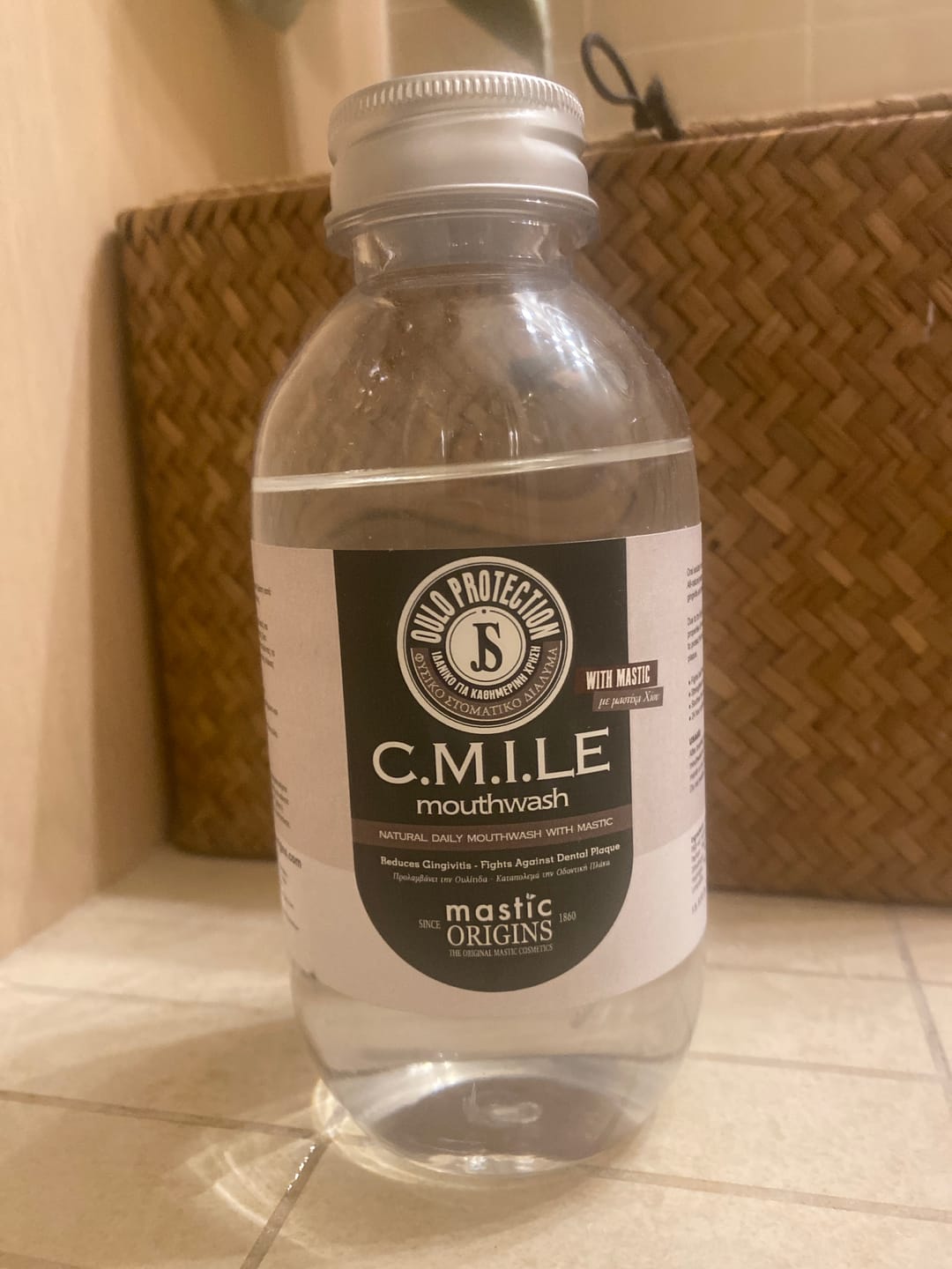 Customer photo review of C.M.I.LE MOUTHWASH