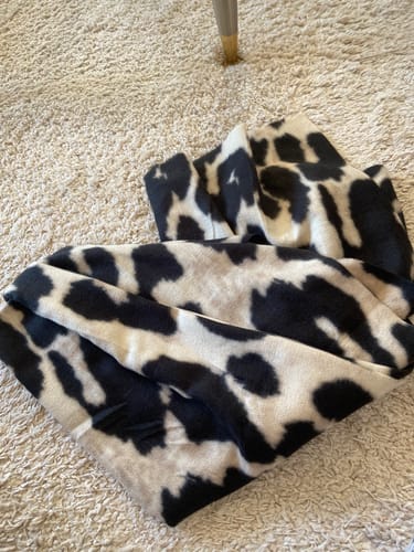 Customer photo review of Animal Print Schal - Creme/ Schwarz