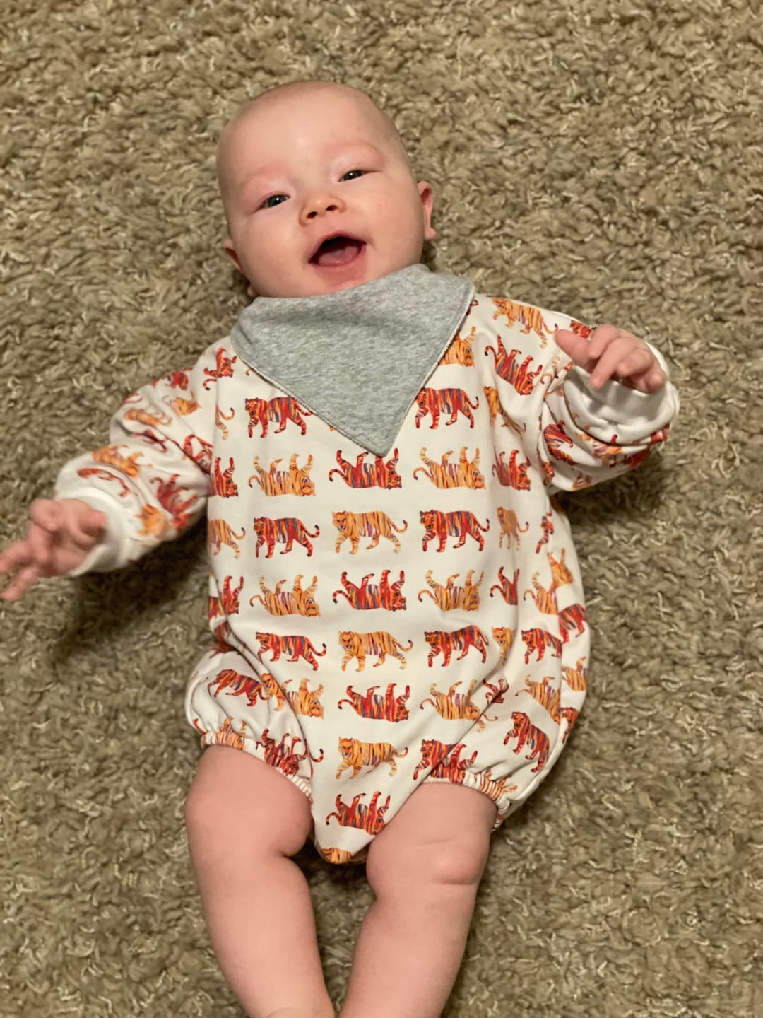 Customer photo review of Easy Tiger - Sweatshirt Romper