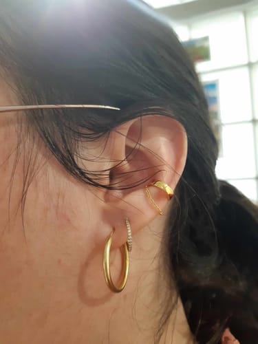 Customer photo review of Ear cuff Islana