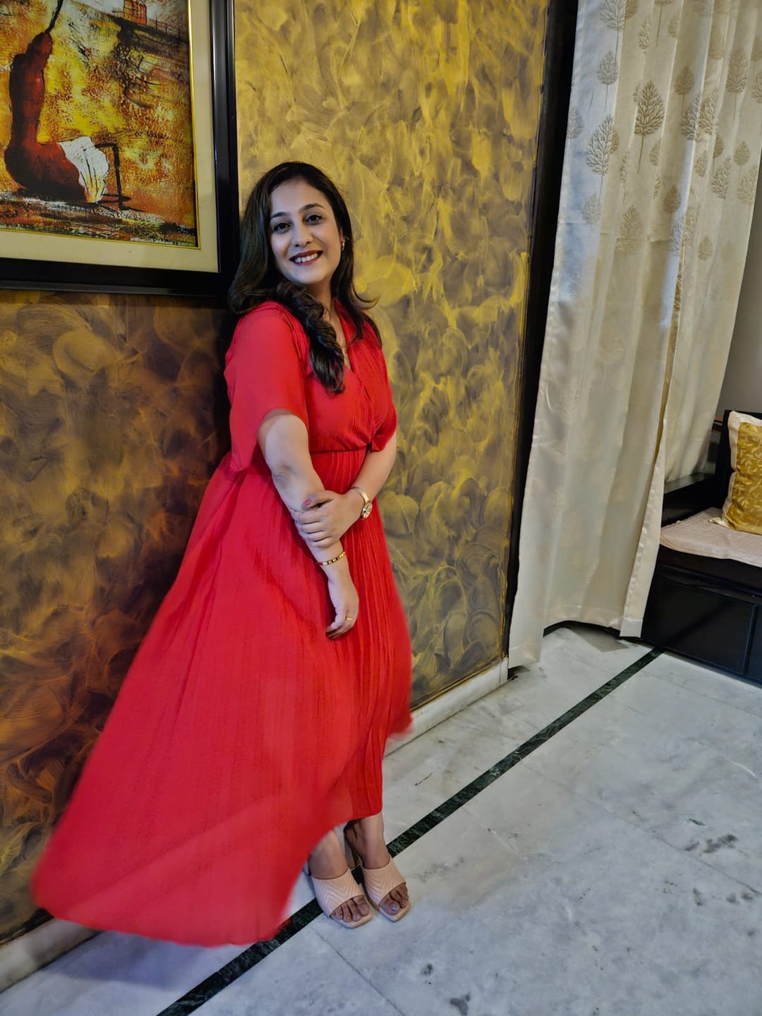 Customer photo review of Parota Statement Dress