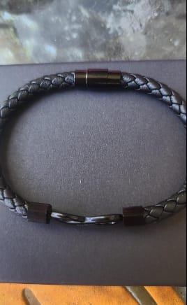 Customer photo review of "To My Man" Infinity Personalized Bracelet